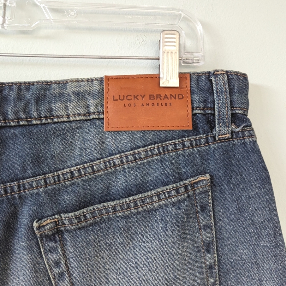 Lucky Brand Women's 8/29 The Cut Off Button Fly Denim Shorts - Picture 9 of 10